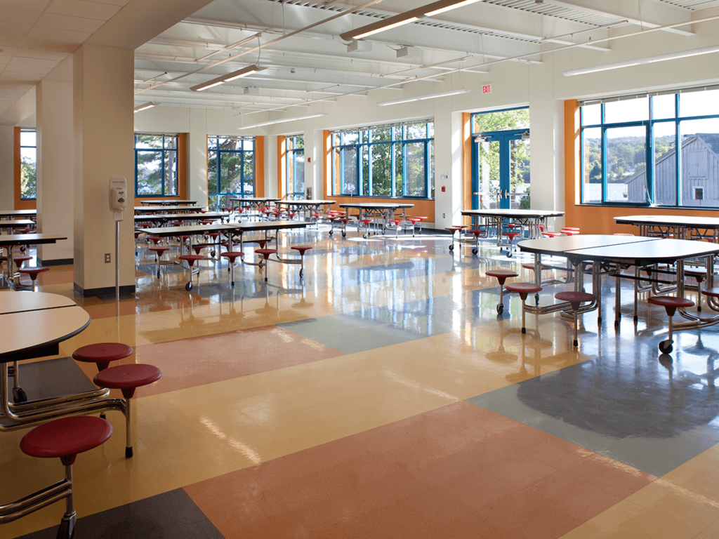 laconia-middle-school-cafeteria